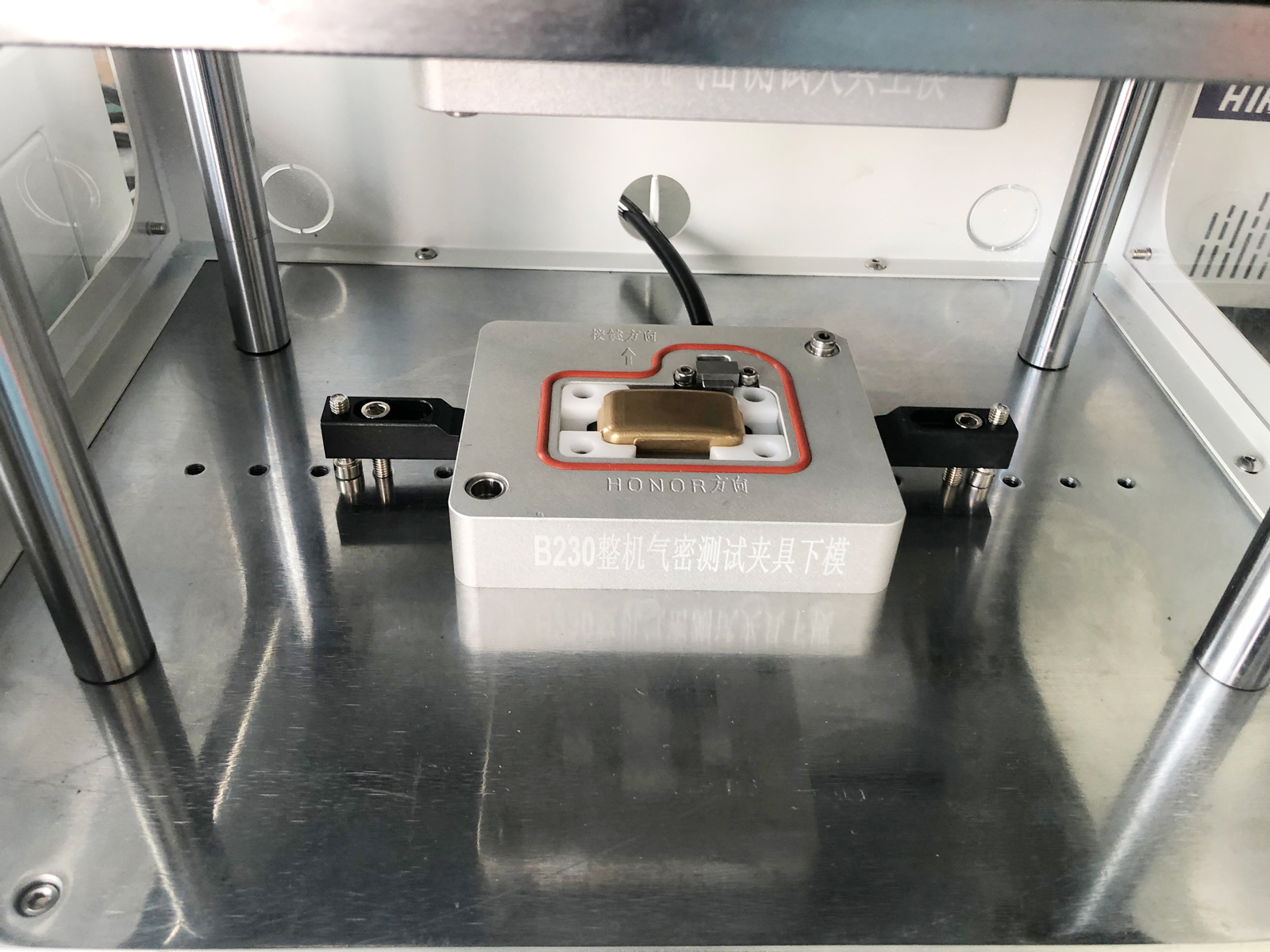 需要做氣密性檢測(cè)的手表-深圳海瑞思
